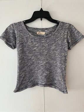 Hollister Women's Heather Blue Short Sleeve Scoop Tee